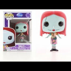 🧵🪡 NIB Sally Funko Pop 16